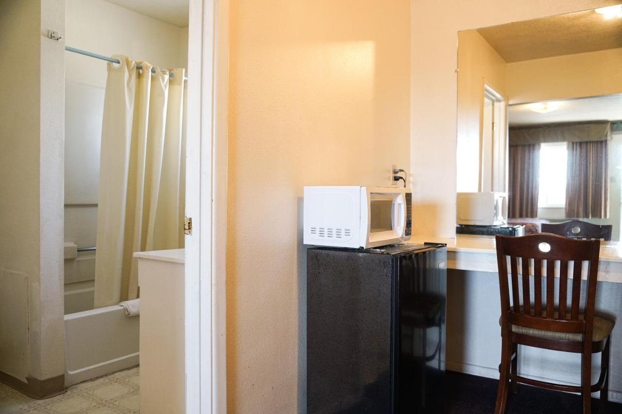 Downtown Inn Albuquerque Bagian luar foto