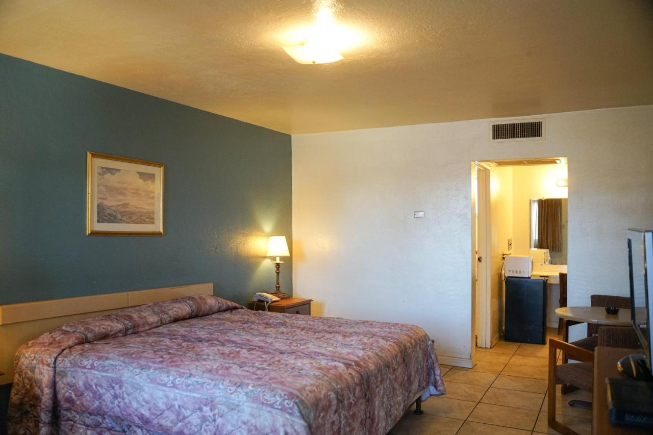 Downtown Inn Albuquerque Bagian luar foto