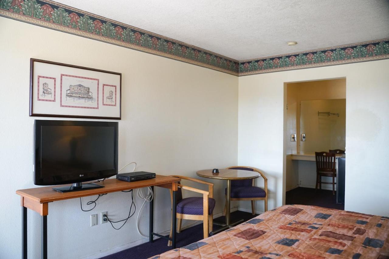 Downtown Inn Albuquerque Bagian luar foto