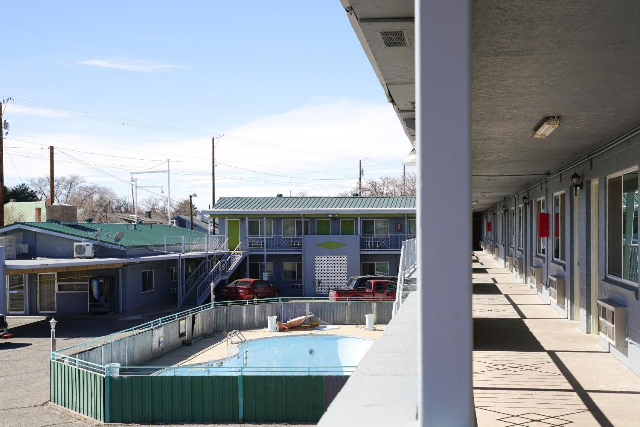 Downtown Inn Albuquerque Bagian luar foto