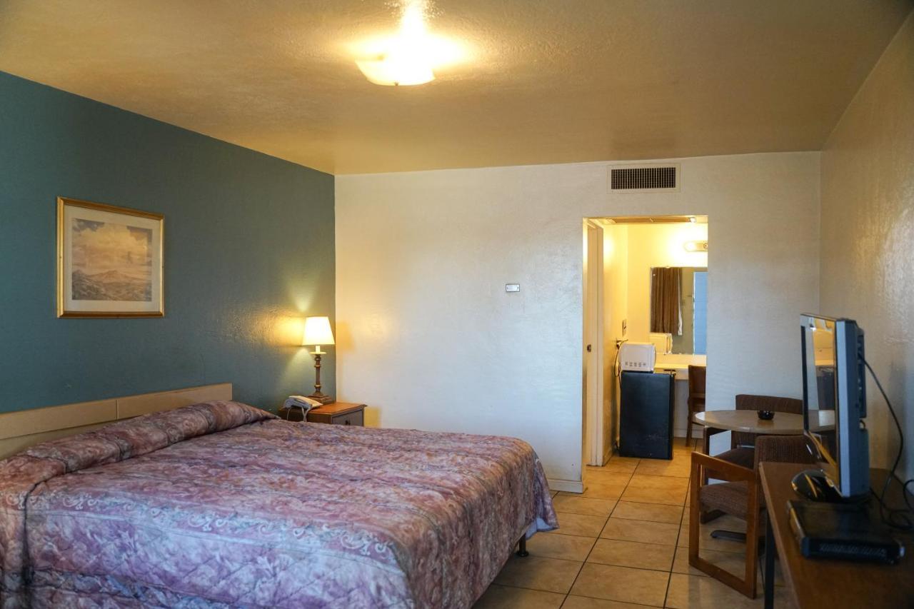 Downtown Inn Albuquerque Bagian luar foto